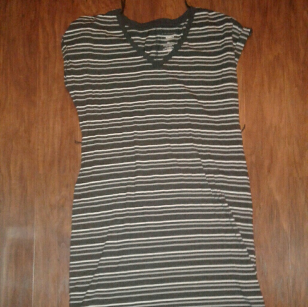 Sonoma Grey and White Body Con Midi Dress Size XL